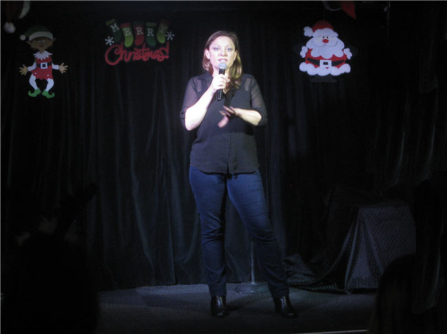 Sydney's-Funniest-Comedian-Christina-Van-Look